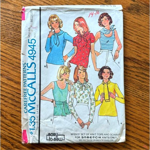 Vintage 1970s McCalls 4945 Sewing Pattern Size M Blouse & Scarves COMPLETE - Picture 1 of 2